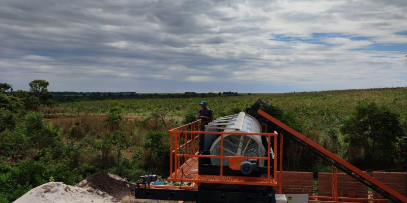 Entrega de equipamento em Canarana - MT